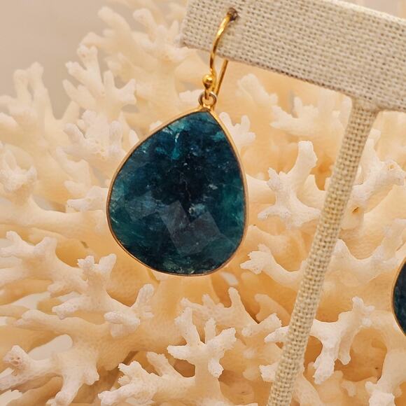 Emerald  Faceted Gold Filled Teardrop Artisan Earrings***2 Styles Avail.** - Picture 2 of 10